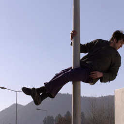 Hsu-ji Behind the Screen