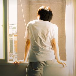 오른쪽으로